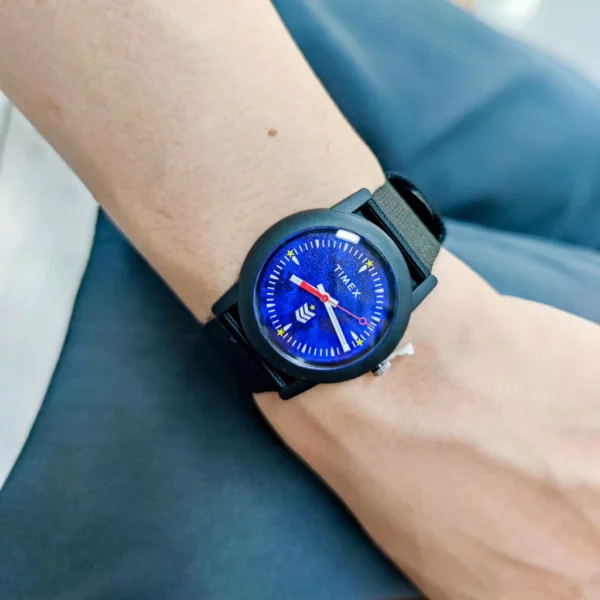Timex TWLB68100 Camper Camo นาฬิกาข้อมือผู้ชายและผู้หญิงสีดำ หน้าปัด 34 มม. - Image 4